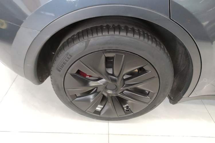 Used Tesla Model Y 2022 Revised Version Rear-Wheel Drive Right Rear Wheel Hub