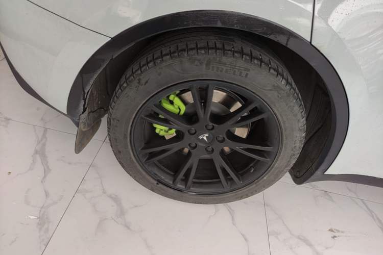 Used Tesla Model Y 2022 Revised Version Rear-Wheel Drive Right Rear Wheel Hub
