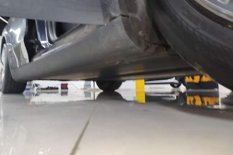 Used Tesla Model Y 2022 Revised Version Rear-Wheel Drive Right Side Sill