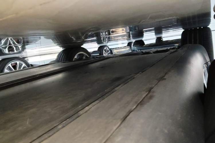 Used Tesla Model Y 2022 Revised Version Rear-Wheel Drive Right Side Sill