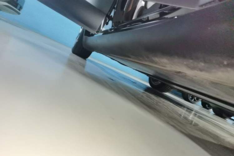 Used Tesla Model Y 2022 Revised Version Rear-Wheel Drive Right Side Sill