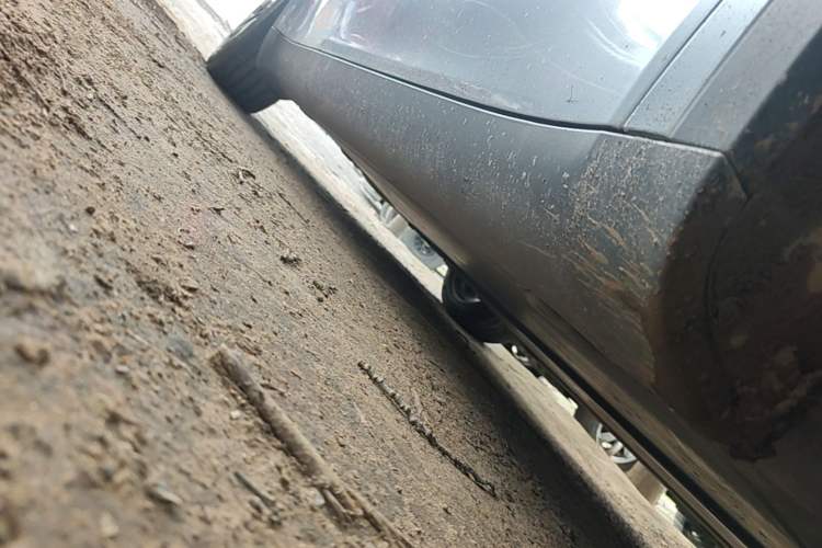 Used Tesla Model Y 2022 Revised Version Rear-Wheel Drive Right Side Sill