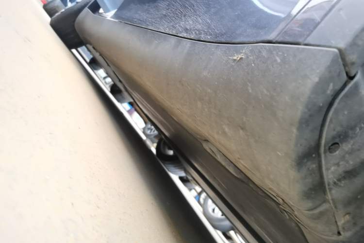 Used Tesla Model Y 2022 Revised Version Rear-Wheel Drive Right Side Sill