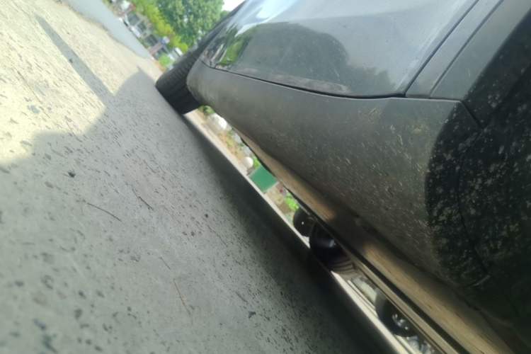 Used Tesla Model Y 2022 Rear-Wheel-Drive Version Right Side Sill