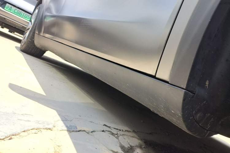 Used Tesla Model Y 2022 Revised Version Rear-Wheel Drive Right Side Sill
