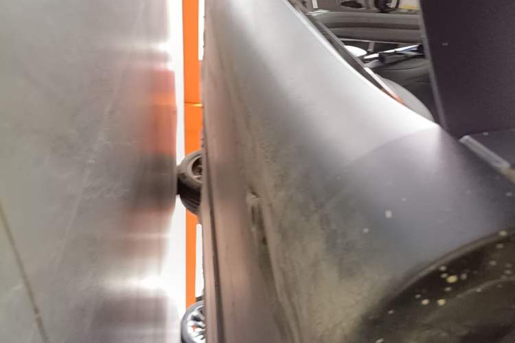 Used Tesla Model Y 2022 Revised Version Rear-Wheel Drive Right Side Sill