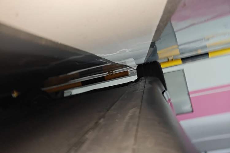 Used Tesla Model Y 2022 Revised Version Rear-Wheel Drive Right Side Sill
