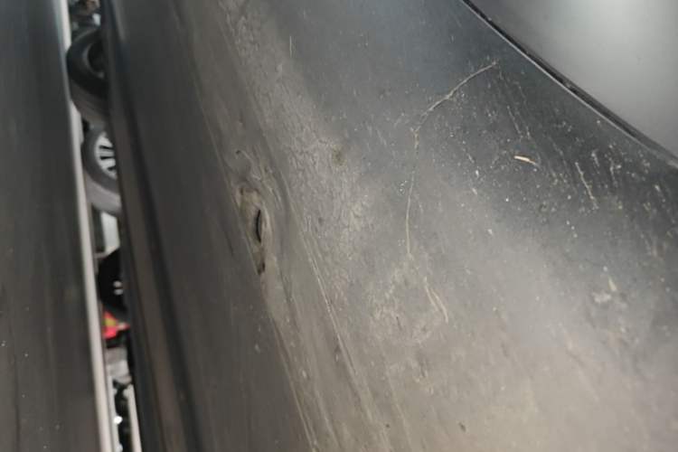 Used Tesla Model Y 2022 Revised Version Rear-Wheel Drive Right Side Sill