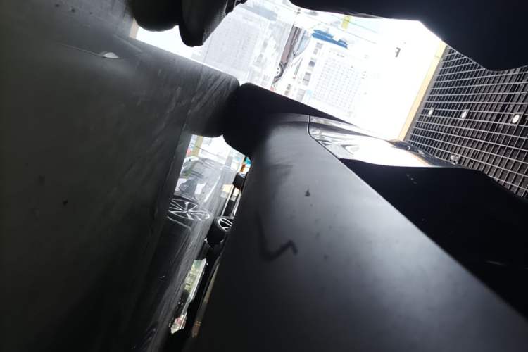 Used Tesla Model Y 2022 Revised Version Rear-Wheel Drive Right Side Sill