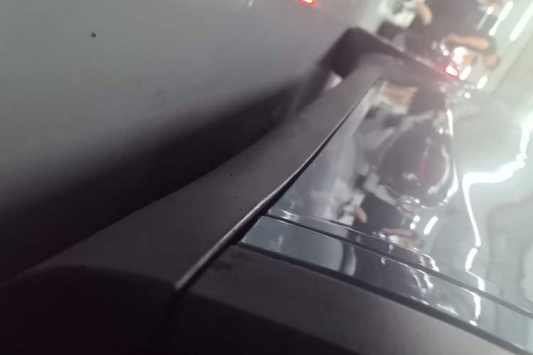 Used Tesla Model Y 2022 Revised Version Rear-Wheel Drive Right Side Sill