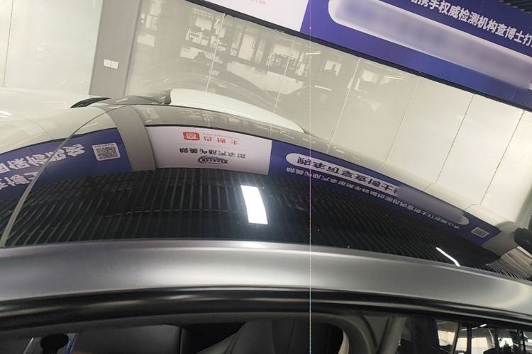 Used Tesla Model Y 2022 Rear-Wheel-Drive Version Roof