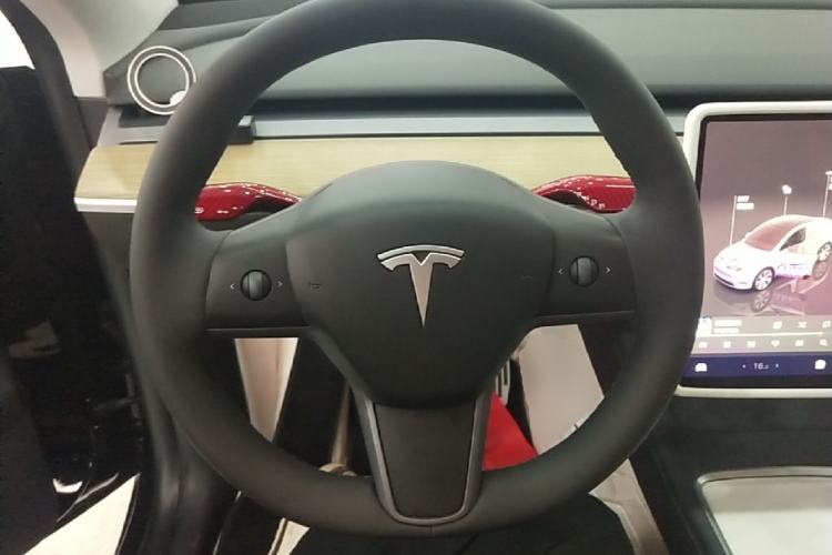 Used Tesla Model Y 2022 Revised Version Rear-Wheel Drive Steering Wheel