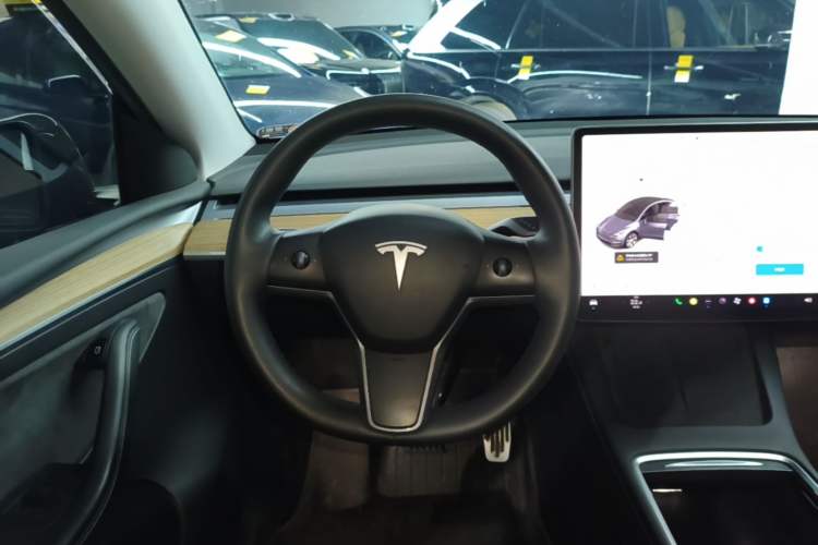 Used Tesla Model Y 2022 Revised Version Rear-Wheel Drive Steering Wheel