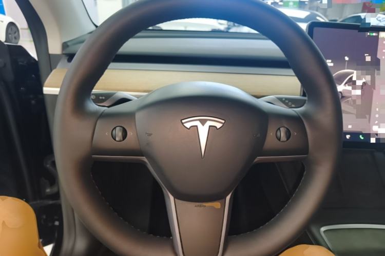 Used Tesla Model Y 2022 Revised Version Long-Range All-Wheel Drive Steering Wheel