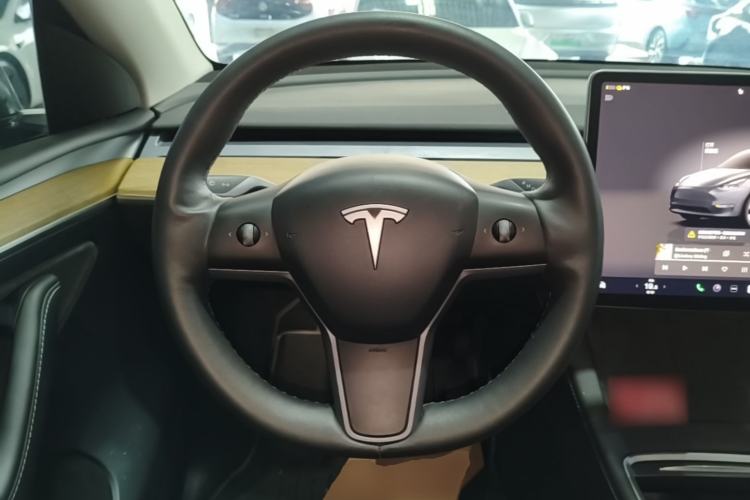 Used Tesla Model Y 2022 Revised Version Rear-Wheel Drive Steering Wheel
