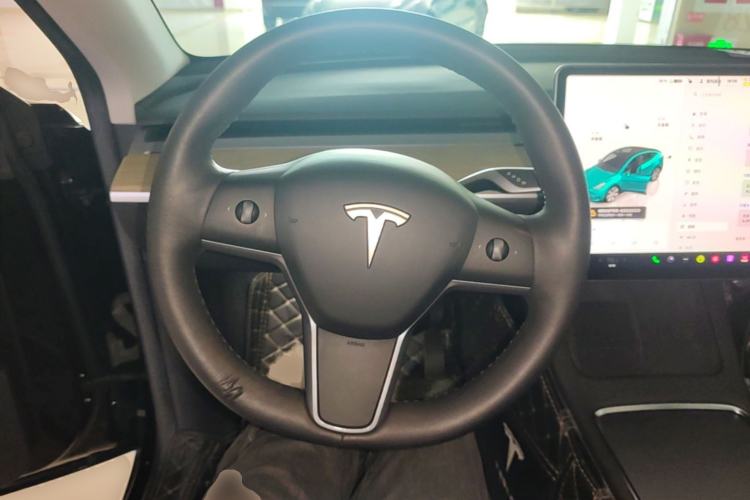 Used Tesla Model Y 2022 Rear-Wheel-Drive Version Steering Wheel