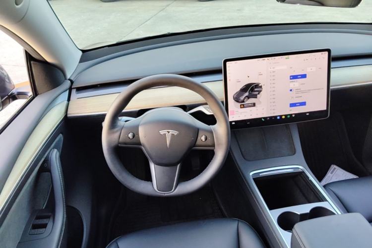 Used Tesla Model Y 2022 Revised Version Rear-Wheel Drive Steering Wheel