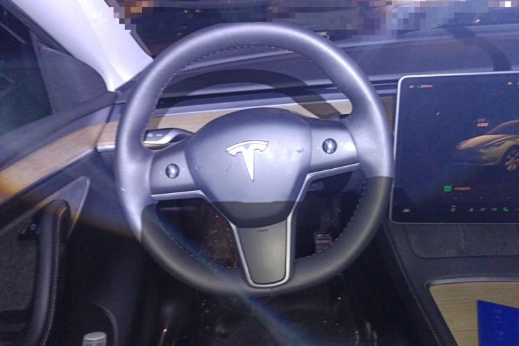 Used Tesla Model Y 2022 Revised Version Rear-Wheel Drive Steering Wheel