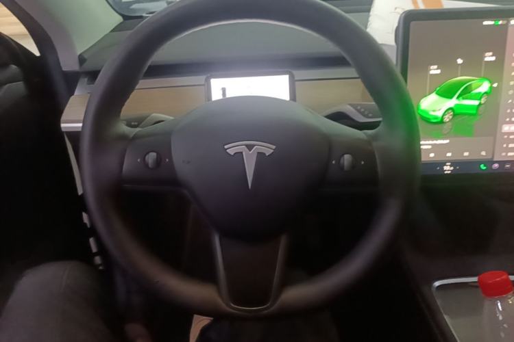 Used Tesla Model Y 2022 Rear-Wheel-Drive Version Steering Wheel