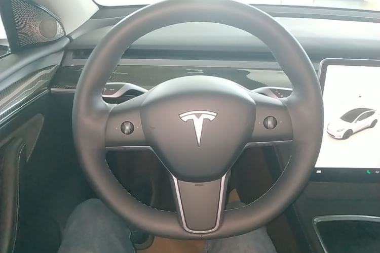 Used Tesla Model Y 2022 Performance High-Performance All-Wheel-Drive Version Steering Wheel
