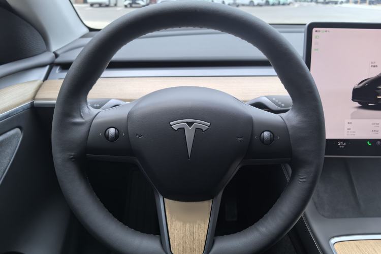 Used Tesla Model Y 2022 Revised Version Rear-Wheel Drive Steering Wheel