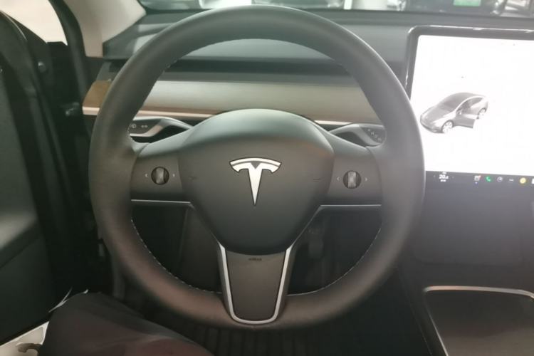 Used Tesla Model Y 2022 Revised Version Rear-Wheel Drive Steering Wheel