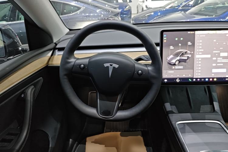 Used Tesla Model Y 2022 Revised Version Rear-Wheel Drive Steering Wheel