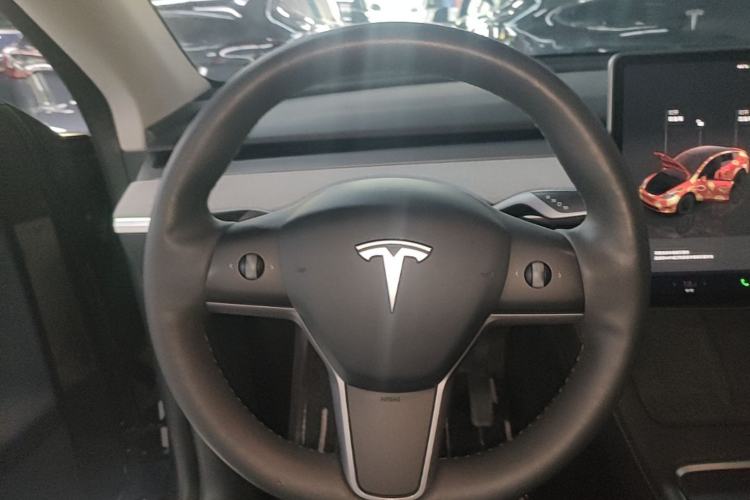 Used Tesla Model Y 2022 Rear-Wheel-Drive Version Steering Wheel