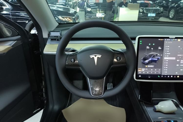 Used Tesla Model Y 2022 Performance High-Performance All-Wheel-Drive Version Steering Wheel