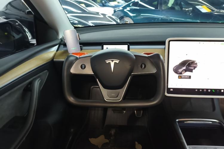Used Tesla Model Y 2022 Revised Version Rear-Wheel Drive Steering Wheel