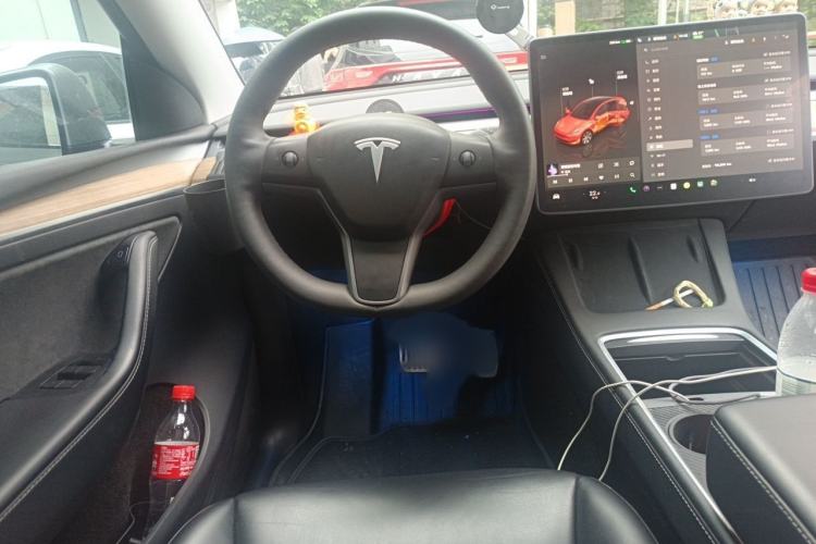 Used Tesla Model Y 2022 Rear-Wheel-Drive Version Steering Wheel