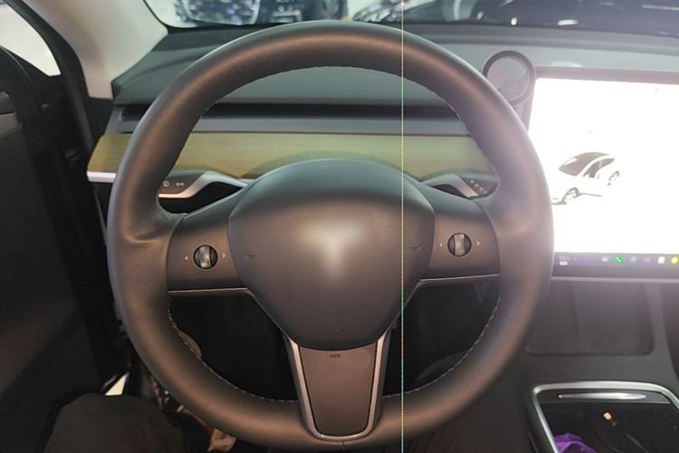 Used Tesla Model Y 2022 Revised Version Rear-Wheel Drive Steering Wheel