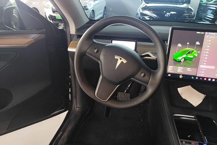 Used Tesla Model Y 2022 Rear-Wheel-Drive Version Steering Wheel
