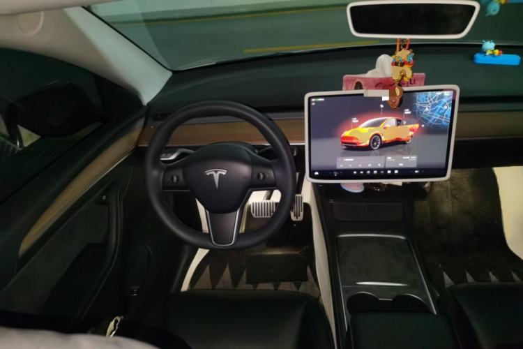 Used Tesla Model Y 2022 Revised Version Rear-Wheel Drive Steering Wheel