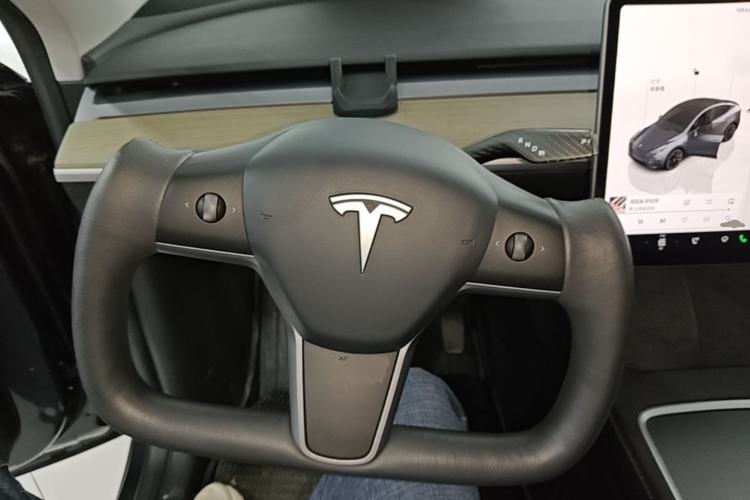 Used Tesla Model Y 2022 Revised Version Rear-Wheel Drive Steering Wheel