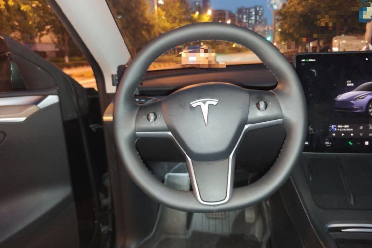 Used Tesla Model Y 2022 Revised Version Rear-Wheel Drive Steering Wheel