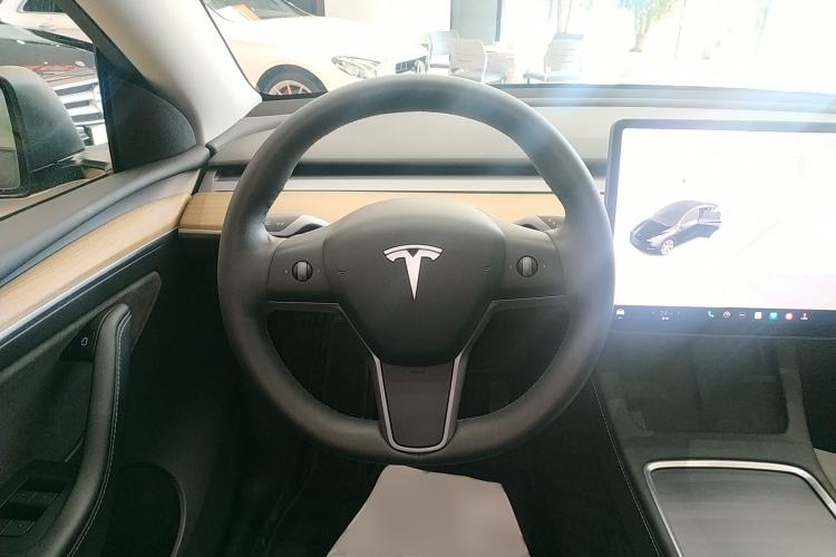Used Tesla Model Y 2022 Rear-Wheel-Drive Version Steering Wheel