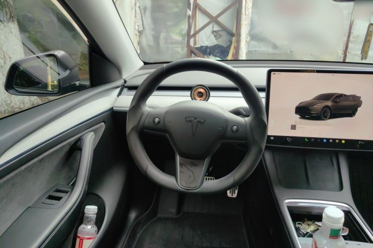 Used Tesla Model Y 2022 Revised Version Rear-Wheel Drive Steering Wheel