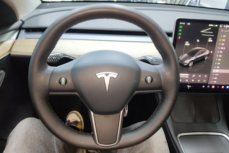 Used Tesla Model Y 2022 Revised Version Rear-Wheel Drive Steering Wheel