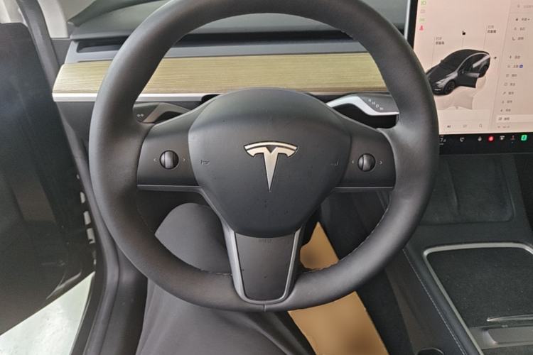 Used Tesla Model Y 2022 Revised Version Rear-Wheel Drive Steering Wheel