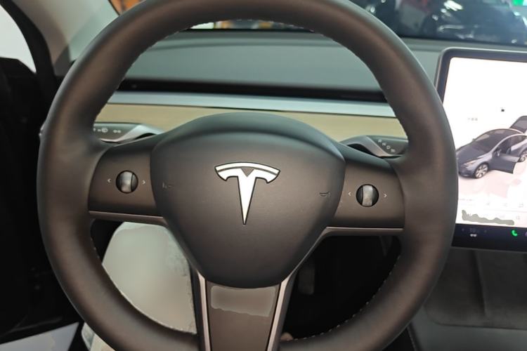 Used Tesla Model Y 2022 Revised Version Rear-Wheel Drive Steering Wheel