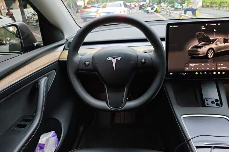 Used Tesla Model Y 2022 Revised Version Rear-Wheel Drive Steering Wheel