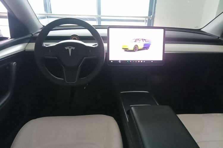 Used Tesla Model Y 2022 Rear-Wheel-Drive Version Steering Wheel