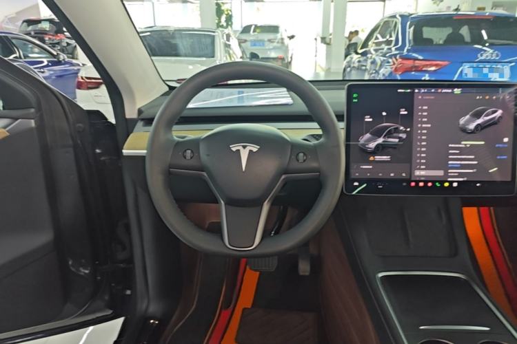 Used Tesla Model Y 2022 Revised Version Rear-Wheel Drive Steering Wheel