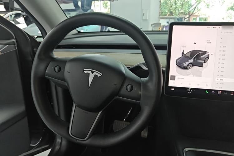 Used Tesla Model Y 2022 Revised Version Rear-Wheel Drive Steering Wheel