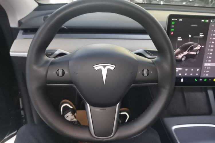 Used Tesla Model Y 2022 Revised Version Rear-Wheel Drive Steering Wheel