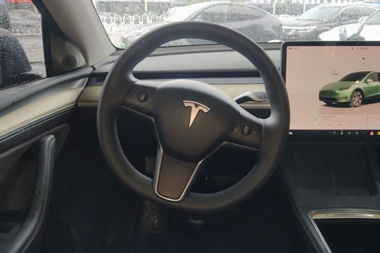 Used Tesla Model Y 2022 Revised Version Rear-Wheel Drive Steering Wheel