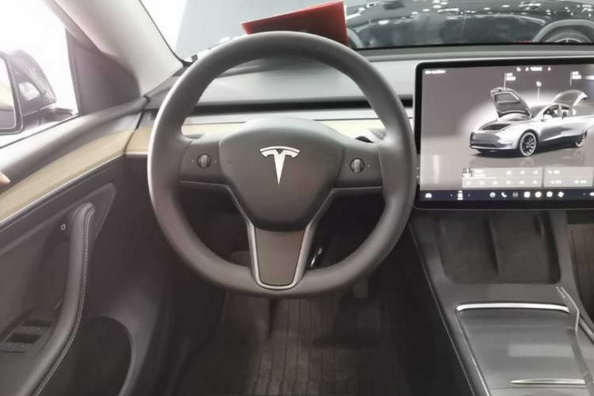Used Tesla Model Y 2022 Rear-Wheel-Drive Version Steering Wheel
