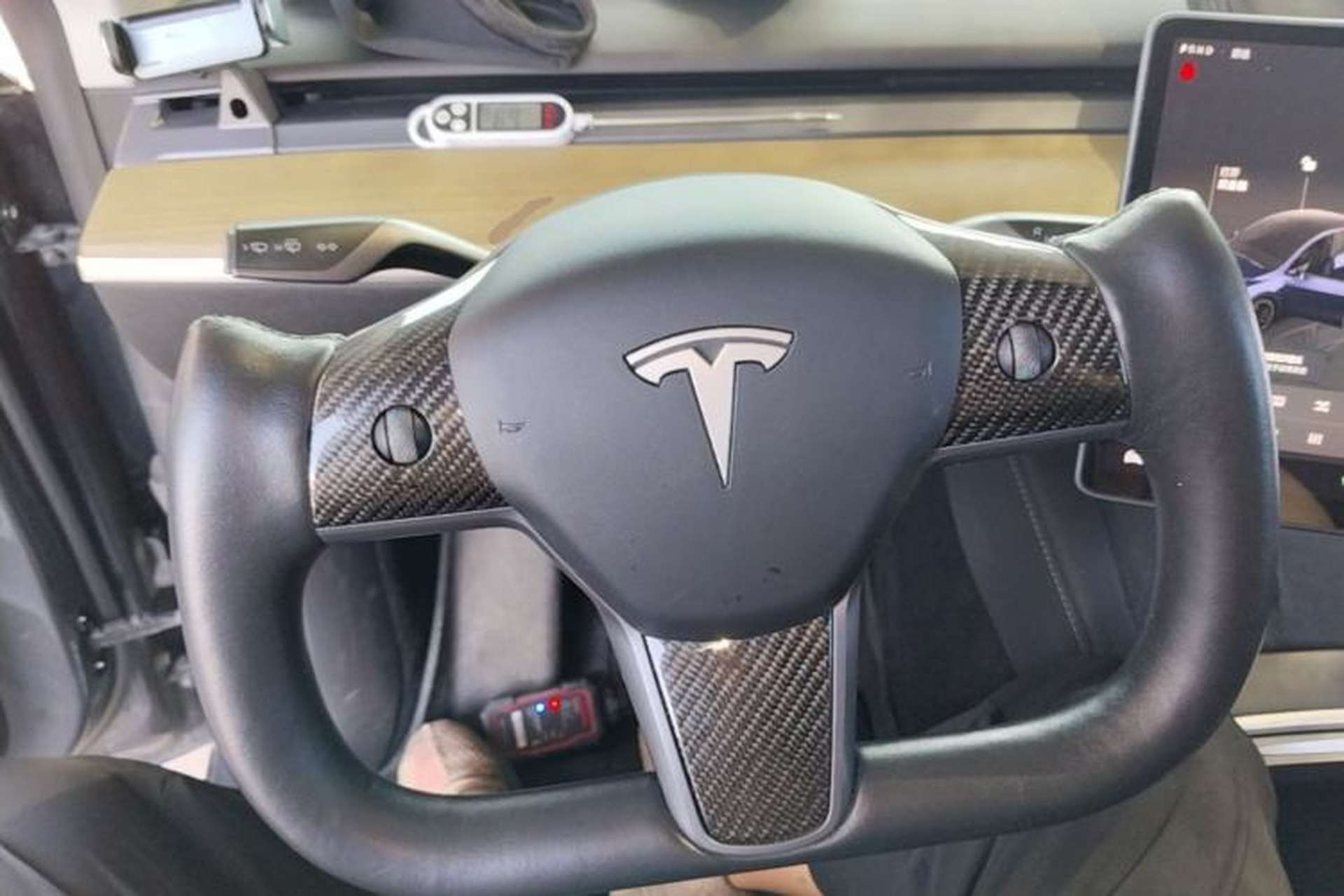Used Tesla Model Y 2022 Performance High-Performance All-Wheel-Drive Version Steering Wheel
