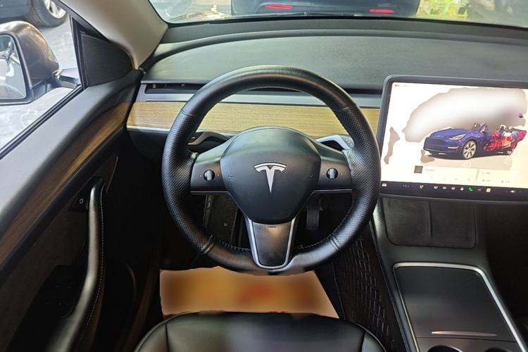 Used Tesla Model Y 2022 Rear-Wheel-Drive Version Steering Wheel